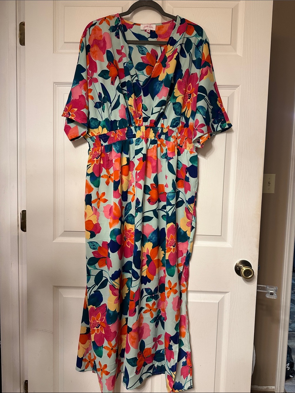 V-Neck Floral Maxi Dress in Mint and Pink